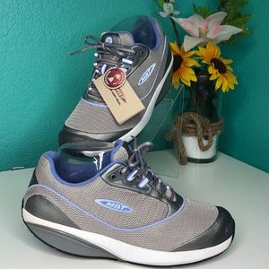 MBT running / walking comfort shoes size 7.5